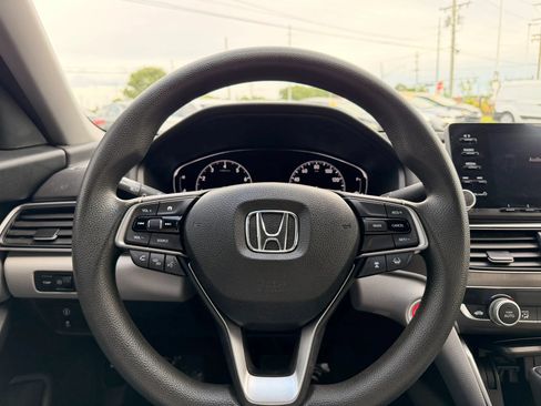Used 2018 Honda Accord LX image 26
