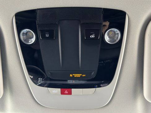 Used 2022 Kia EV6 Wind image 34