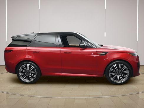 Used 2025 Land Rover Range Rover Sport Dynamic SE AWD/4WD image 24