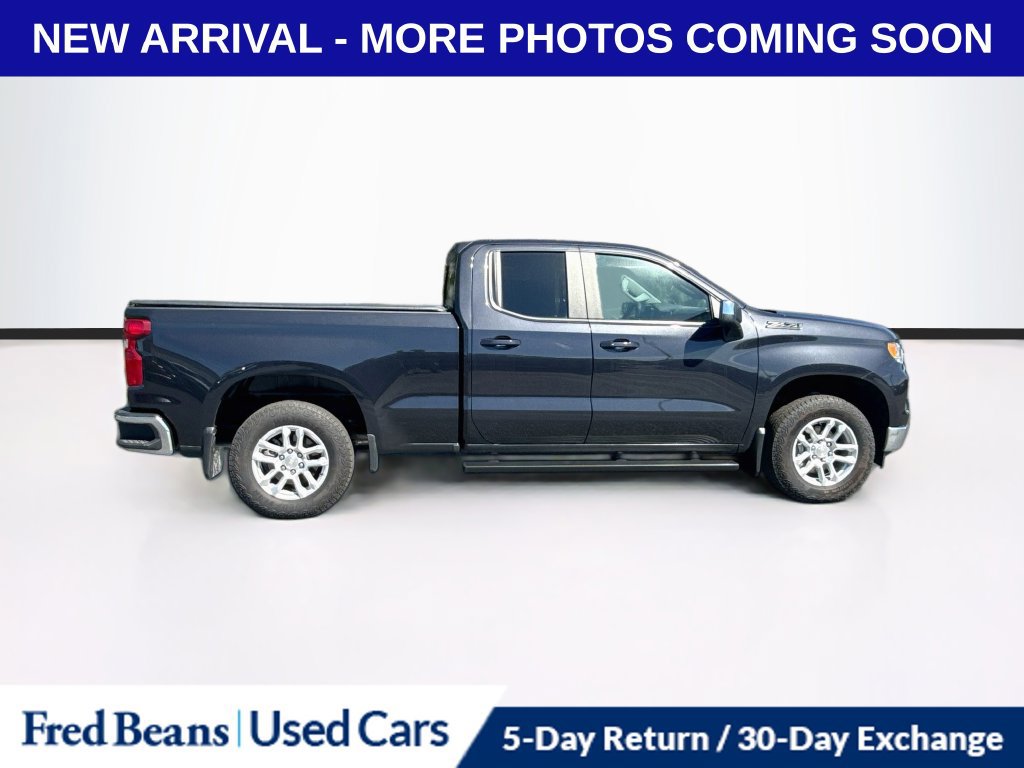 Used 2023 Chevrolet Silverado 1500 LT w/ Z71 Off-Road Package AWD/4WD image 8