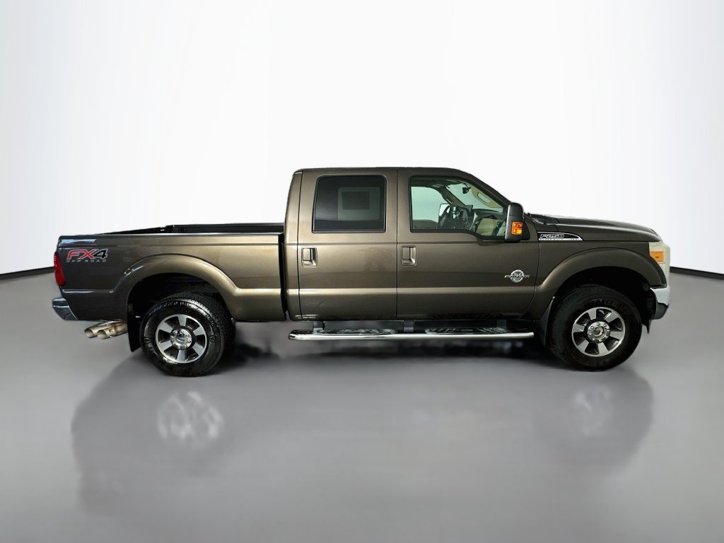 Used 2016 Ford F250 Lariat w/ Lariat Ultimate Package AWD/4WD image 9