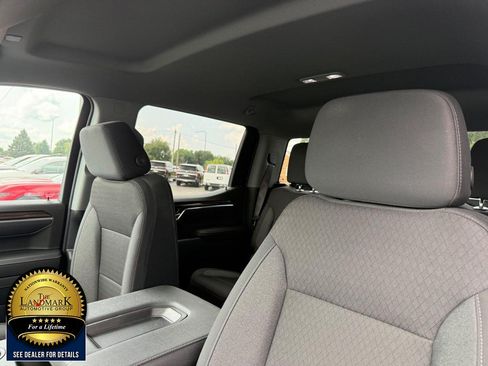 Used 2025 Chevrolet Silverado 1500 LT AWD/4WD image 9