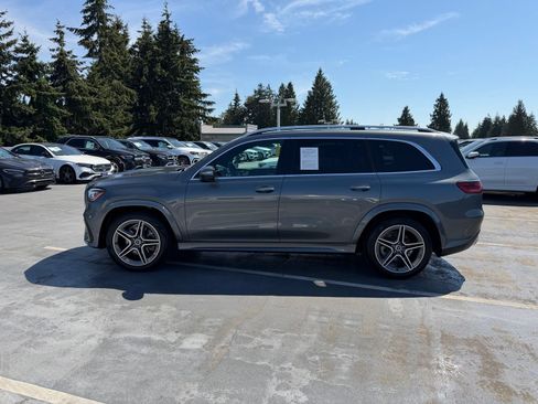 Used 2025 Mercedes-Benz GLS 450 4MATIC w/ AMG Line Exterior image 5