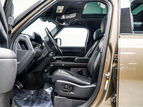 Used 2021 Land Rover Defender 110 X image 33