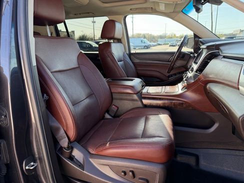 Used 2018 Chevrolet Suburban Premier image 26