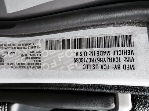 Used 2024 Jeep Grand Cherokee Limited 4xe w/ Luxury Tech Group II AWD/4WD image 16