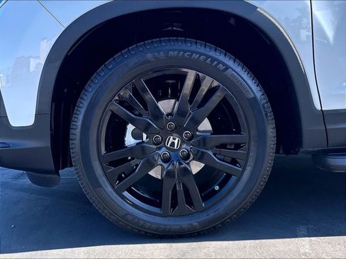 Used 2021 Honda Pilot Special Edition image 12