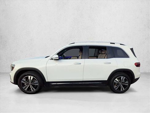 Used 2026 Mercedes-Benz GLB 250 image 5