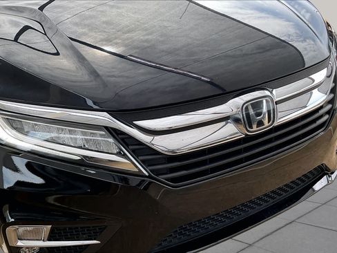 Used 2018 Honda Odyssey Touring image 29