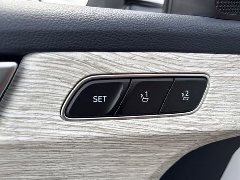 Used 2025 Hyundai Palisade Calligraphy AWD/4WD image 14