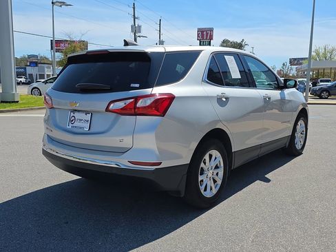 Used 2018 Chevrolet Equinox LT image 8
