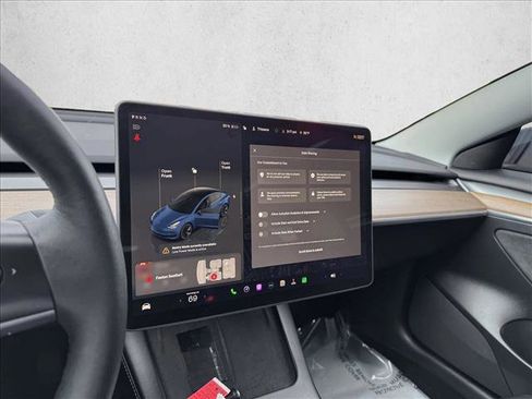 Used 2022 Tesla Model 3 Long Range image 13