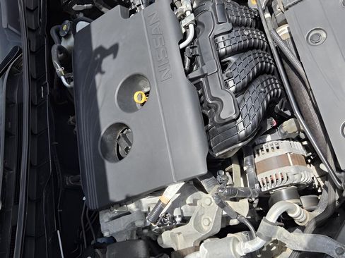 Used 2020 Nissan Altima 2.5 S FWD image 17