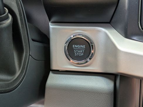 New 2026 Ford F250 XLT w/ XLT Premium Package image 23