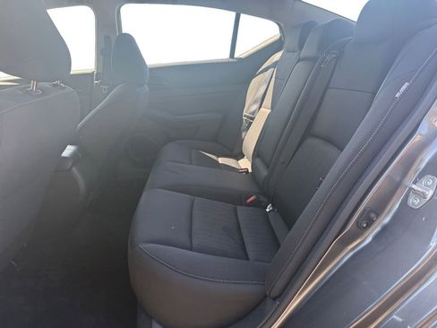 Used 2023 Nissan Altima 2.5 S FWD image 13