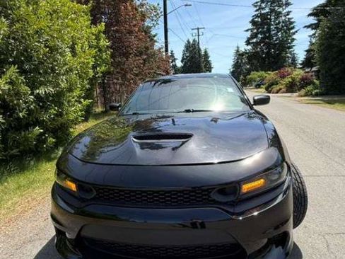 Used 2020 Dodge Charger R/T w/ Blacktop Package RWD image 17