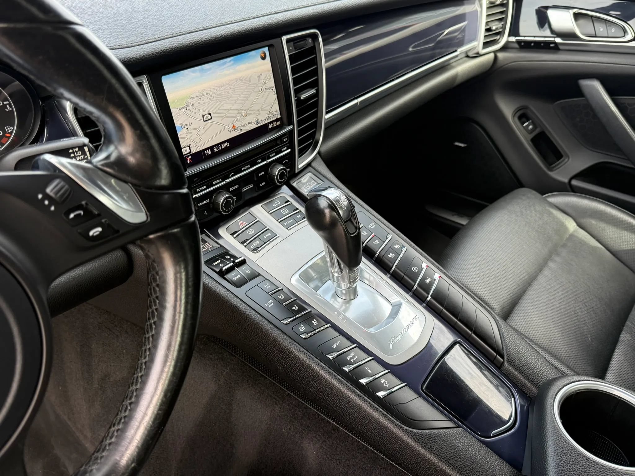 Used 2015 Porsche Panamera 4 AWD/4WD image 13
