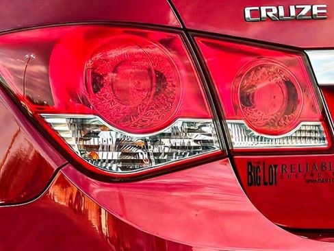 Used 2012 Chevrolet Cruze LT image 8