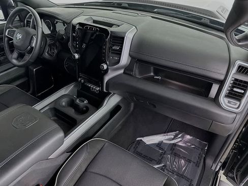 Used 2024 RAM 2500 Laramie w/ Night Edition AWD/4WD image 32