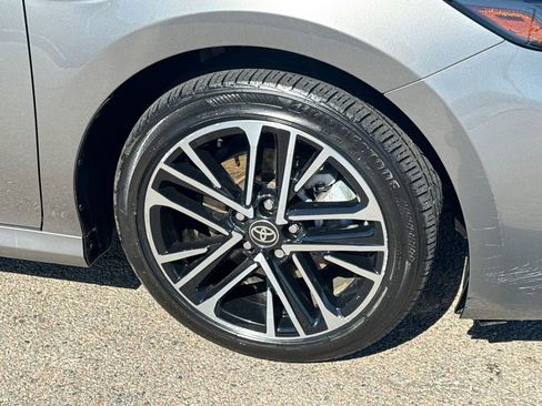 Used 2025 Toyota Camry XLE AWD/4WD image 41