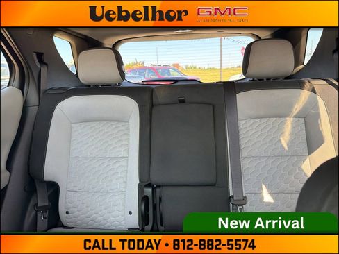 Used 2018 Chevrolet Equinox LT FWD image 19