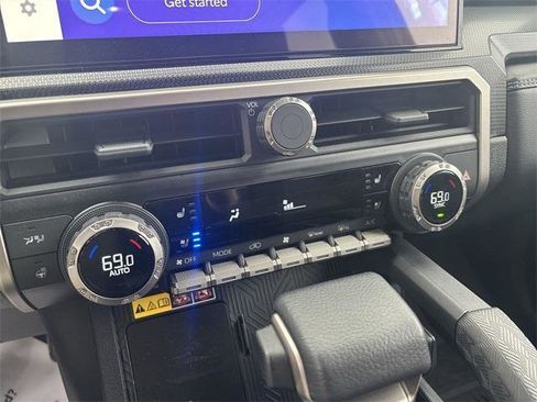 Certified 2025 Toyota 4Runner Limited image 19