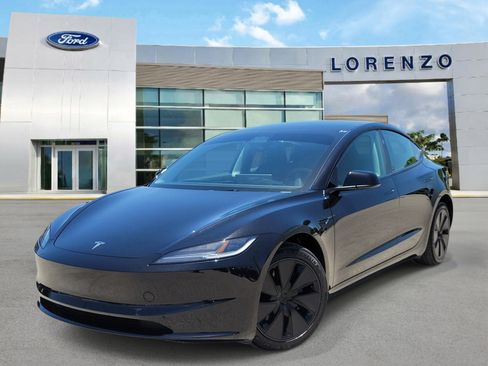 Used 2025 Tesla Model 3 Long Range RWD image 1
