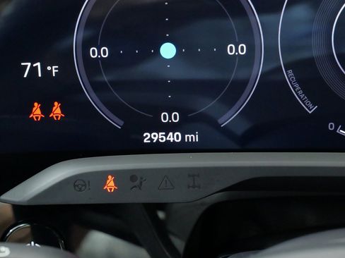 Used 2023 Porsche Taycan 4 Cross Turismo image 42