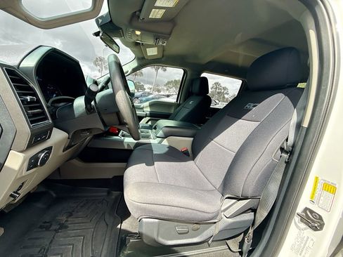 Used 2022 Ford F250 XLT w/ XLT Premium Package image 23