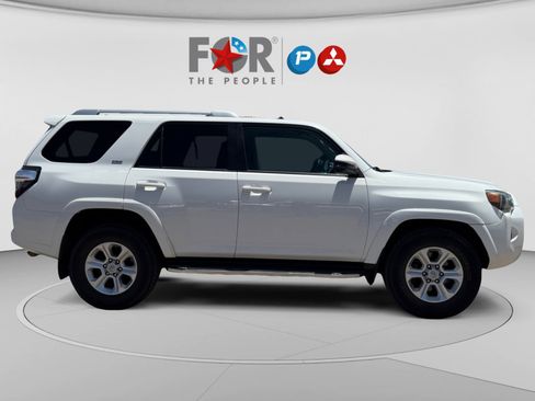 Used 2015 Toyota 4Runner SR5 RWD image 6