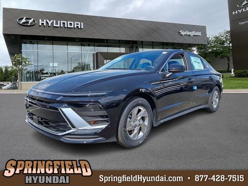 New 2026 Hyundai Sonata SE FWD image 1