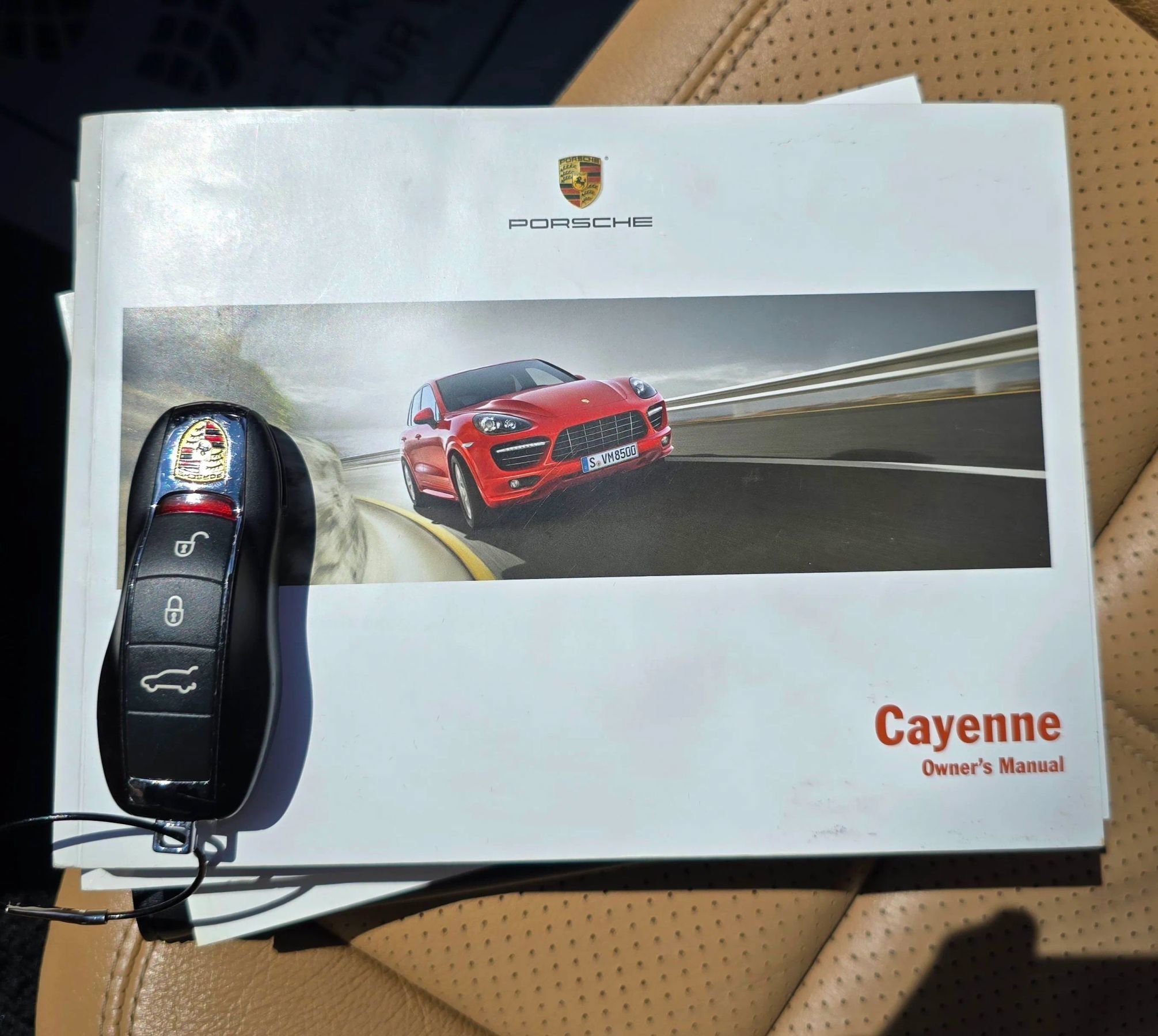 Used 2014 Porsche Cayenne Platinum Edition AWD/4WD image 49