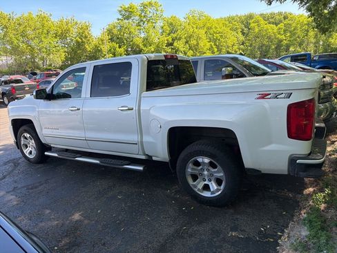 Used 2018 Chevrolet Silverado 1500 LTZ Z71 w/ LTZ Plus Package AWD/4WD image 2