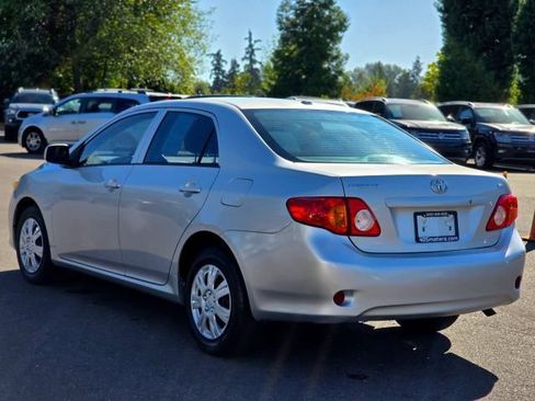 Used 2009 Toyota Corolla LE FWD image 5