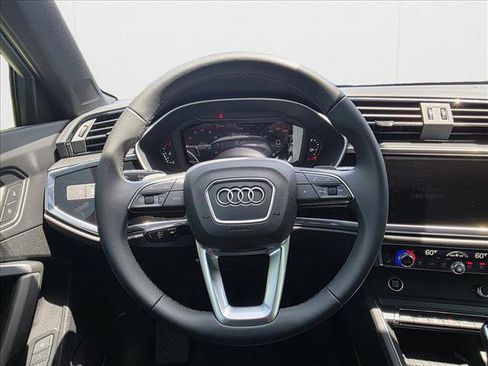 New 2025 Audi Q3 2.0T Premium w/ Convenience Package image 20