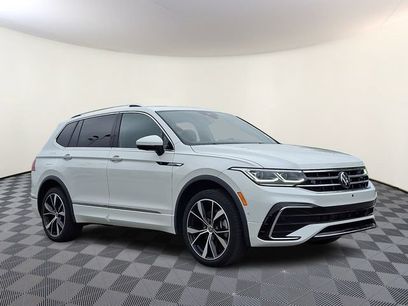 Used 2022 Volkswagen Tiguan SEL R-Line