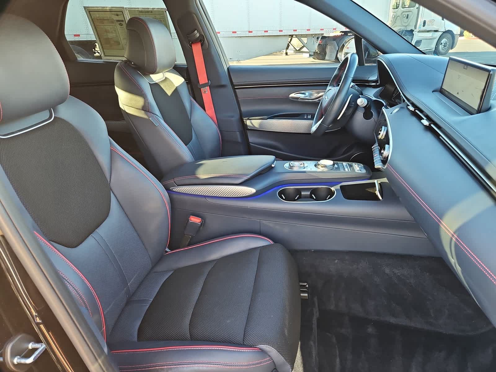 Certified 2023 Genesis GV70 2.5T w/ Sport Prestige Package AWD/4WD image 18