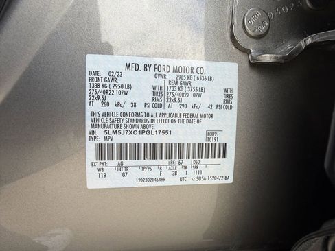Used 2023 Lincoln Aviator Reserve w/ Equipment Group 201A AWD/4WD image 29
