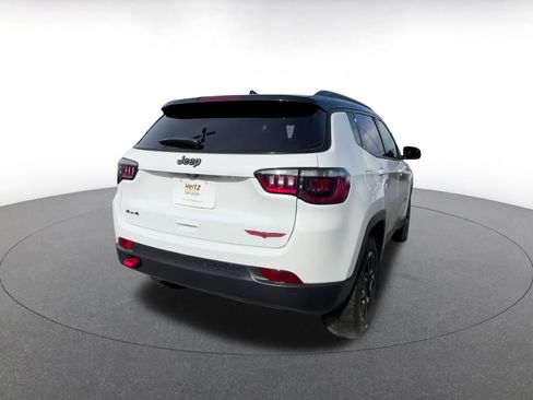 Used 2025 Jeep Compass Trailhawk image 15