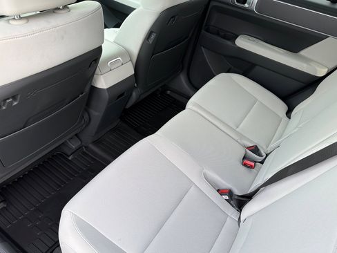 New 2026 Hyundai Santa Fe SE image 14