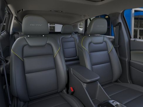 New 2026 Chevrolet Trax ACTIV w/ Sunroof Package FWD image 23