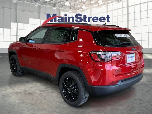 New 2026 Jeep Compass Latitude AWD/4WD image 3