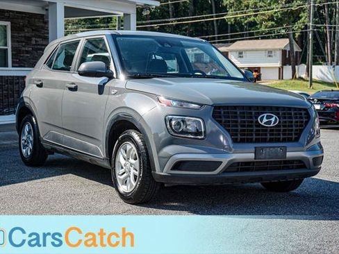 Used 2021 Hyundai Venue SE FWD image 10