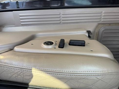 Used 2005 GMC Sierra 3500 SLT w/ Heavy-Duty Power Package image 36