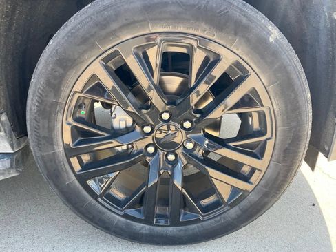 Used 2023 Chevrolet Tahoe Premier w/ Texas Edition RWD image 8