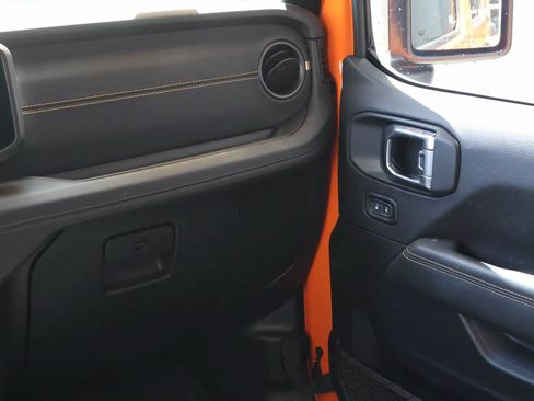 Used 2025 Jeep Wrangler Unlimited Rubicon 392 AWD/4WD image 18