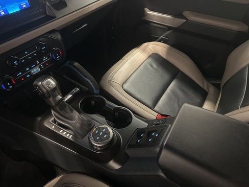 Used 2022 Ford Bronco Wildtrak image 31