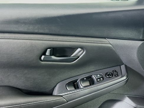 Used 2024 Nissan Sentra S image 15