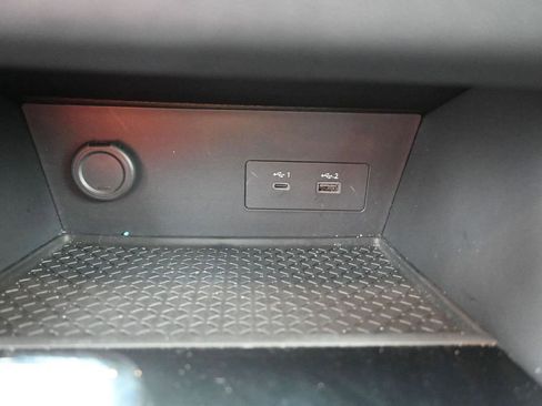 Used 2025 Nissan Pathfinder Rock Creek AWD/4WD image 9