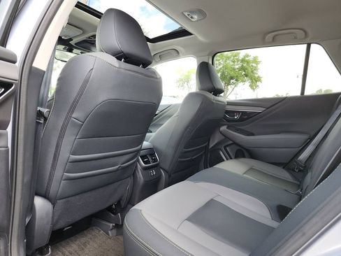 Certified 2025 Subaru Outback Onyx Edition AWD/4WD image 16
